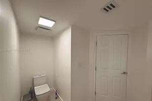 16699 Collins Ave, Sunny Isles Beach, FL 33160 - Photo 9