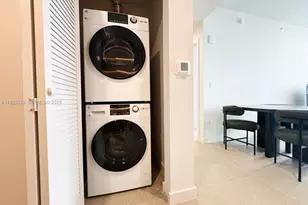 11 NE 6th, Miami, FL 33132 - Photo 19