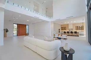 9840 SW 73rd Ct, Pinecrest, FL 33156 - Photo 15