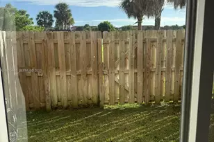 493 NE 4th St, Florida City, FL 33034 - Photo 11