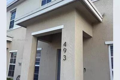 493 NE 4th St, Florida City, FL 33034 - Photo 13