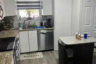 1250 SW 113th Terrace, Pembroke Pines, FL 33025 - Photo 11