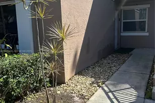 1250 SW 113th Terrace, Pembroke Pines, FL 33025 - Photo 3