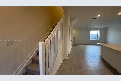 1096 SE 2nd Ter #1096, Miami, FL 33034 - Photo 19