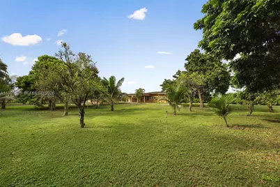 20450 SW 198th Ave, Miami, FL 33187 - Photo 49