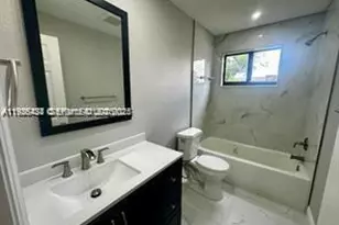 303 NW 7th St, Hallandale Beach, FL 33009 - Photo 13