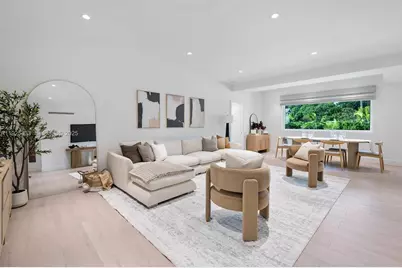 8825 NE 10th Ave, Miami, FL 33138 - Photo 9