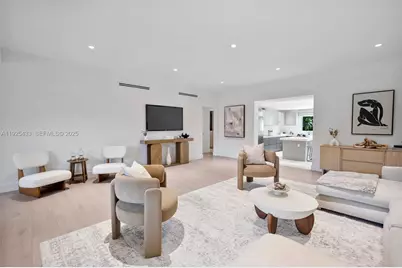 8825 NE 10th Ave, Miami, FL 33138 - Photo 11