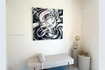 5900 Collins Ave #1104, Miami Beach, FL 33140 - Photo 13