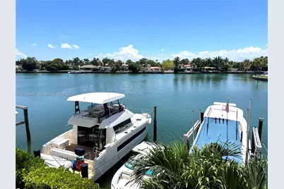 5900 Collins Ave #1104, Miami Beach, FL 33140 - Photo 39