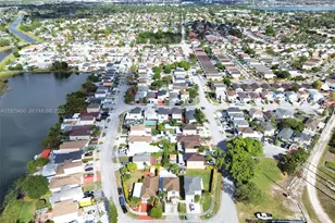 13921 SW 164th St, Miami, FL 33177 - Photo 5