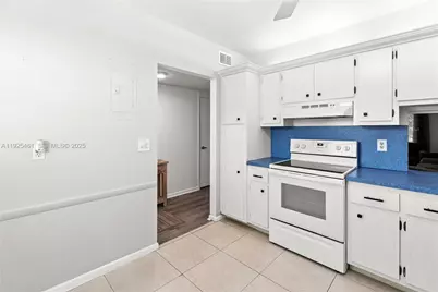 6751 Cypress Rd #207, Plantation, FL 33317 - Photo 3