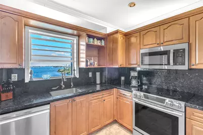 1865 79th St Cswy #PHI, North Bay Village, FL 33141 - Photo 19