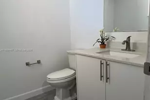 3090 N Course Dr, Pompano Beach, FL 33069 - Photo 19