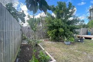 800 N 70th Ave, Hollywood, FL 33024 - Photo 25