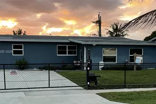 800 N 70th Ave, Hollywood, FL 33024 - Photo 3