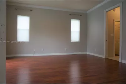 8006 N Savannah Cir, Davie, FL 33328 - Photo 7