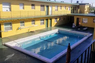 1975 NE 135th St, North Miami, FL 33181 - Photo 9