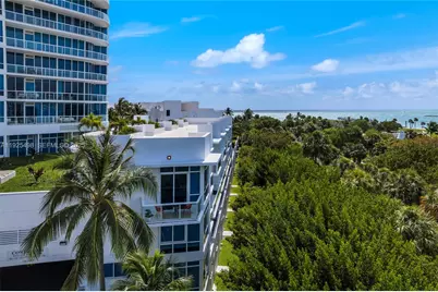 100 S Pointe Dr #TH-13, Miami Beach, FL 33139 - Photo 53