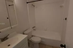 3061 NE 49th St, Fort Lauderdale, FL 33308 - Photo 13