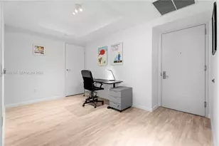 1300 Brickell Bay Dr, Miami, FL 33131 - Photo 13