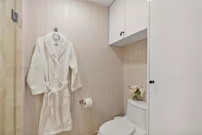 18001 Collins Ave #2512, Sunny Isles Beach, FL 33160 - Photo 17