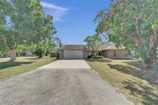 620 NE 2nd St, Pompano Beach, FL 33060 - Photo 3