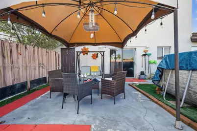 18615 NW 84th Pl #103-1, Hialeah, FL 33015 - Photo 33