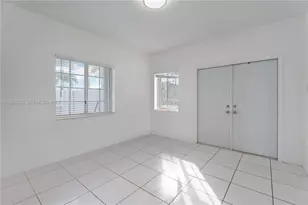 13941 SW 13th St, Miami, FL 33184 - Photo 7