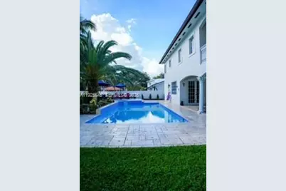 8204 NW 165 St Th, Miami Lakes, FL 33016 - Photo 33