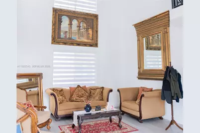 8204 NW 165 St Th, Miami Lakes, FL 33016 - Photo 3