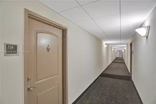 100 Bayview Dr, Sunny Isles Beach, FL 33160 - Photo 17