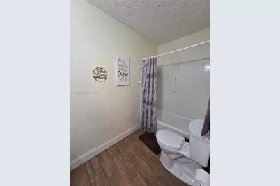 1327 NW 87th Ter, Coral Springs, FL 33071 - Photo 23