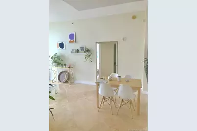 31 SE 5th St #4218, Miami, FL 33131 - Photo 3