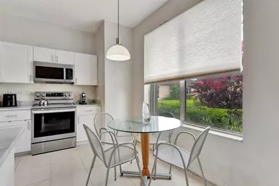 16103 Opal Creek Dr, Weston, FL 33331 - Photo 9