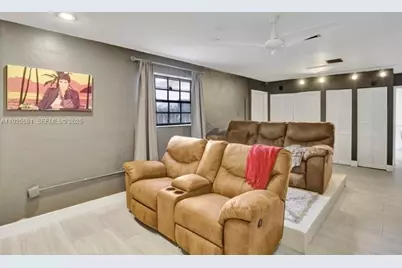 5500 Buchanan St, Hollywood, FL 33021 - Photo 9