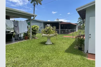 12810 SW 18 St, Miami, FL 33175 - Photo 5