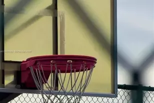 16385 Biscayne Blvd, North Miami Beach, FL 33160 - Photo 95