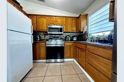 22736 SW 114th Pl, Miami, FL 33170 - Photo 7