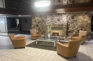 661 NE 195th St, Miami, FL 33179 - Photo 7