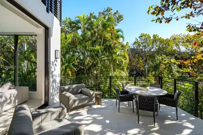 3551 Crystal Ct, Miami, FL 33133 - Photo 13