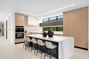 3551 Crystal Ct, Miami, FL 33133 - Photo 3