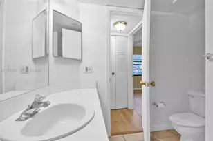 10501 W Broward Blvd, Plantation, FL 33324 - Photo 13