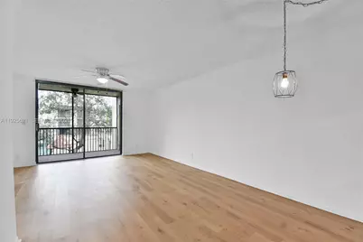 10501 W Broward Blvd #304, Plantation, FL 33324 - Photo 21