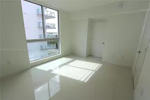 7875 NW 107th Ave, Doral, FL 33178 - Photo 9