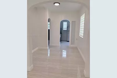 928 Euclid Ave #5, Miami Beach, FL 33139 - Photo 5