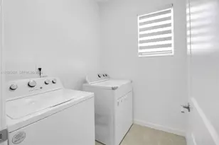 879 SE 26th Ter, Homestead, FL 33035 - Photo 29