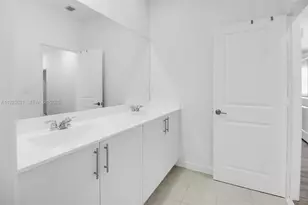 879 SE 26th Ter, Homestead, FL 33035 - Photo 27