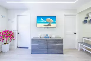 336 Palm St, Hollywood, FL 33019 - Photo 29