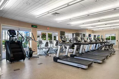 19900 E Country Club Dr #1112, Aventura, FL 33180 - Photo 35